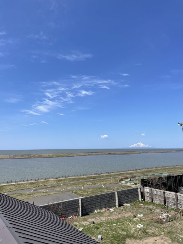 屋根の上