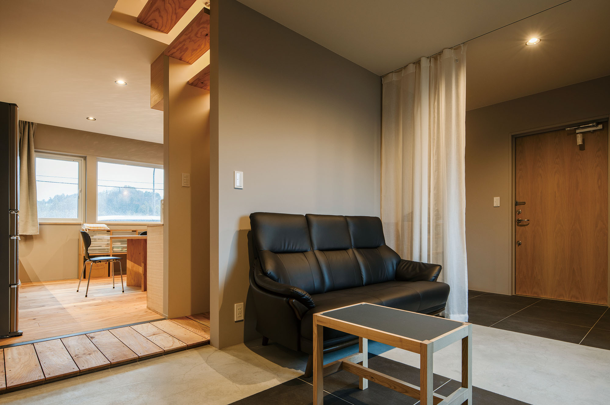 リビング, 玄関