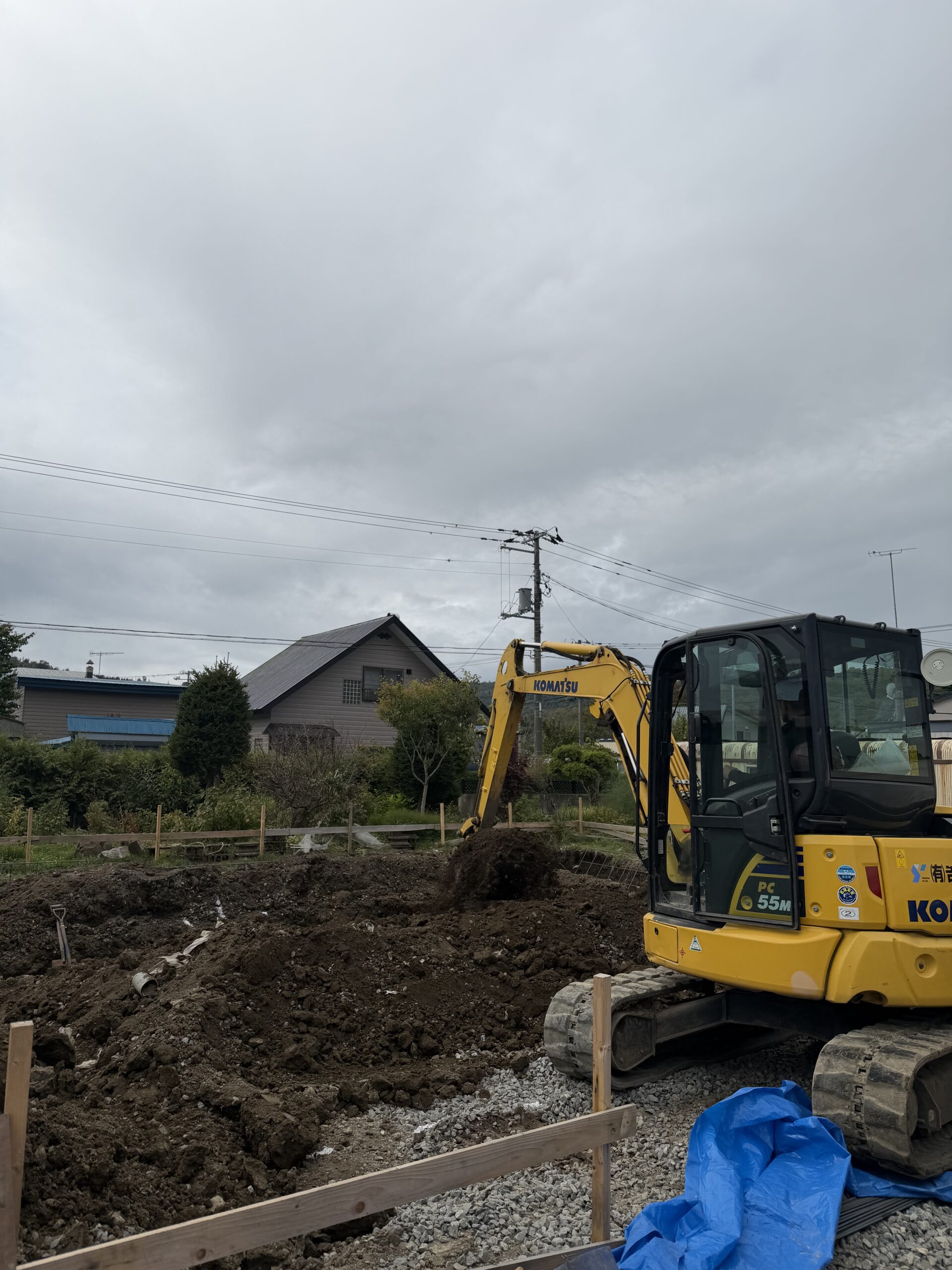 基礎工事スタート