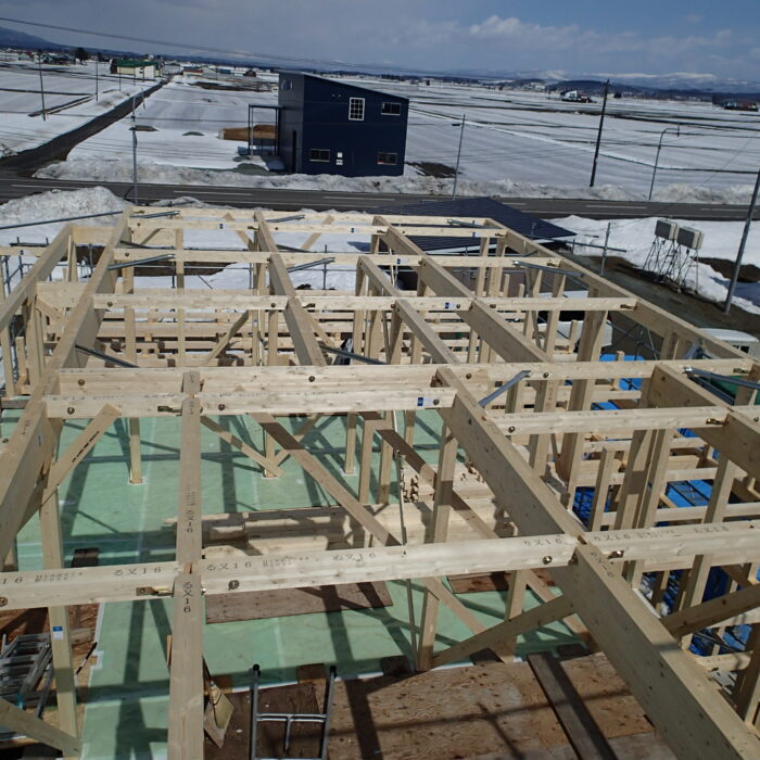 2階建て込み風景
