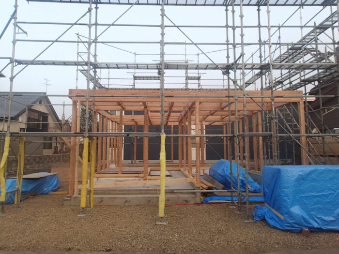 1階建て込み風景