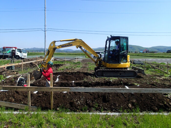 基礎工事スタート
