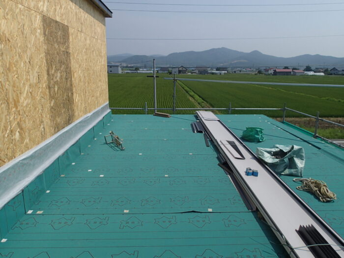 屋根板金施工