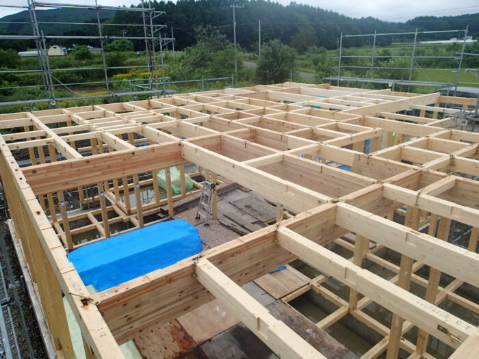 １階が建ち上がりました